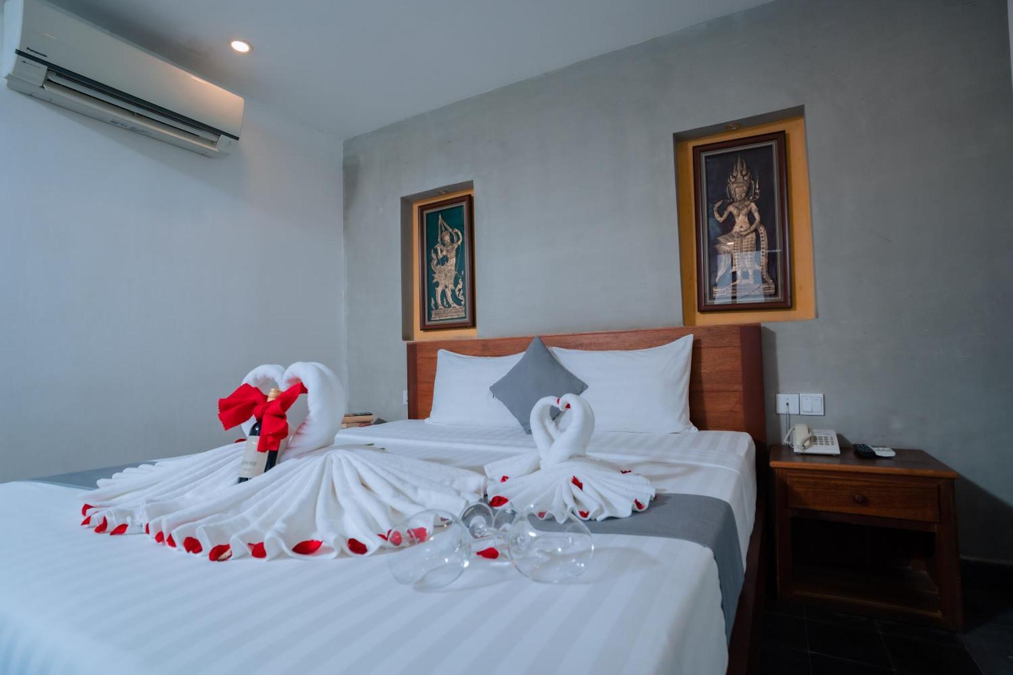 Home Chic Hotel Phnompen Kültér fotó